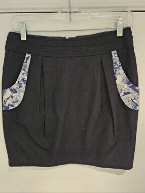 M Butterfly Black Tulip Pleated Mini Skirt with Toile Print Pockets - Size M